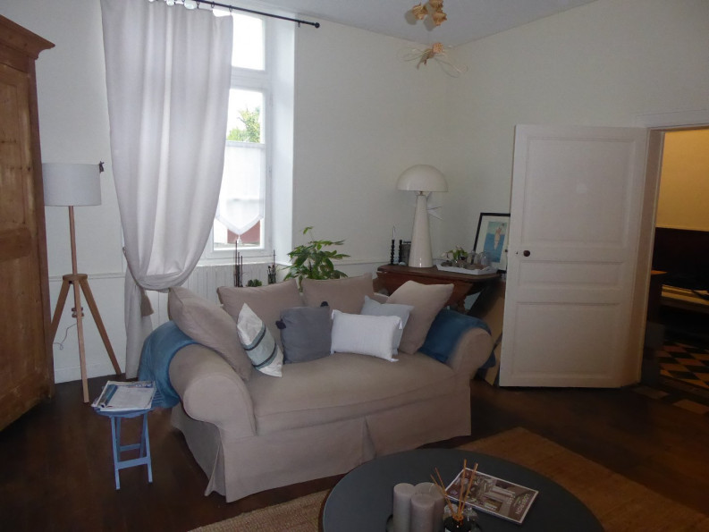 location Maison de village Chateauneuf Sur Charente - Photo 1