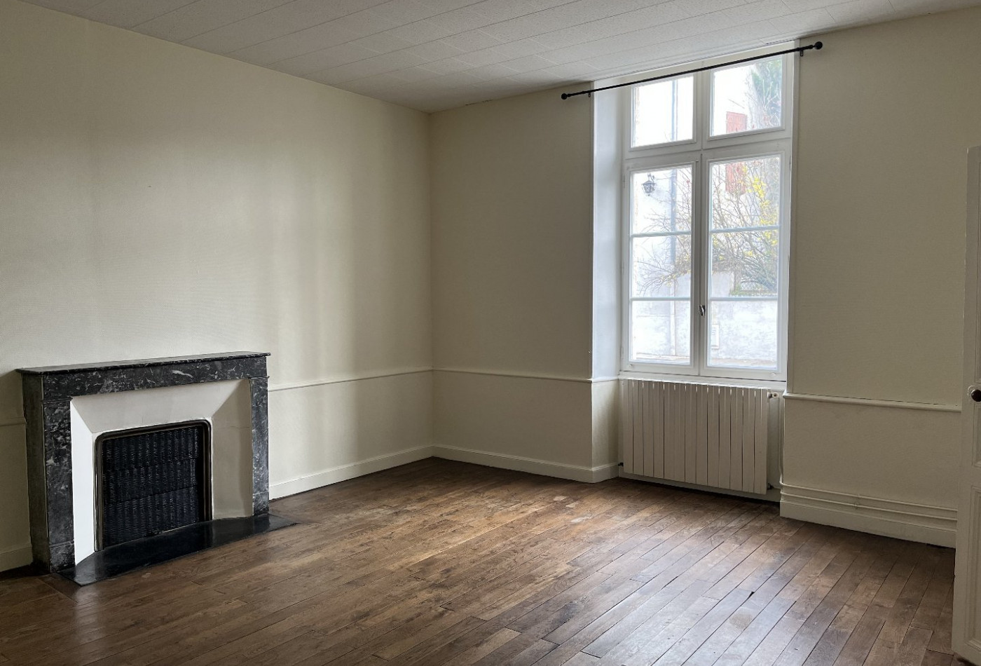 location Maison de village Chateauneuf Sur Charente - Photo 1