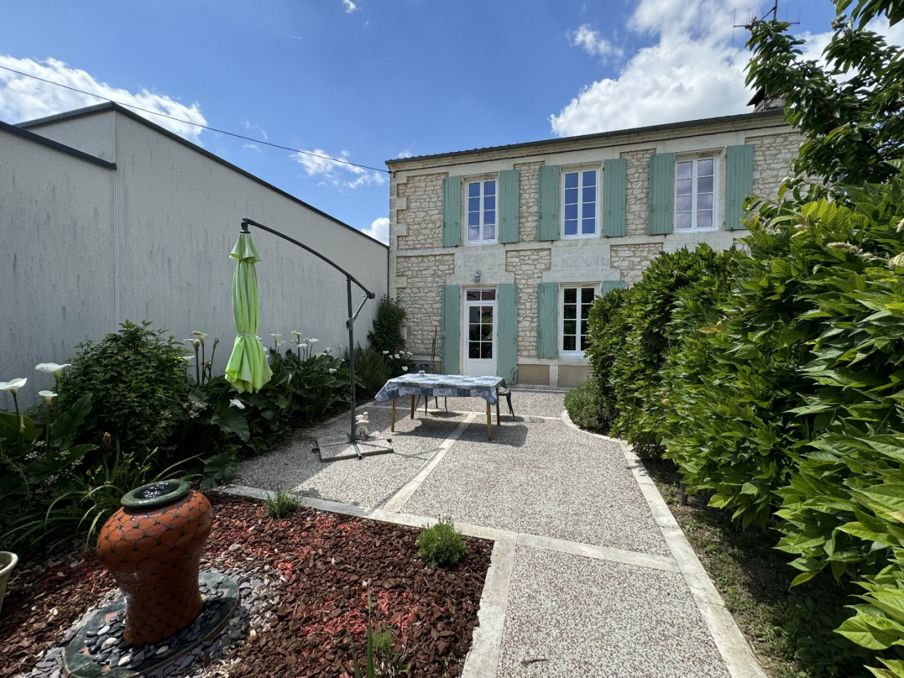 vente Maison en pierre Jarnac - Photo 8
