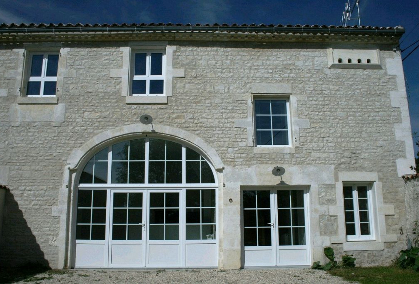 location Maison Chassors - Photo 2