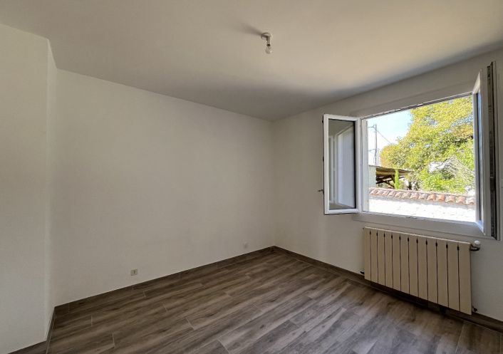 location Pavillon Celles