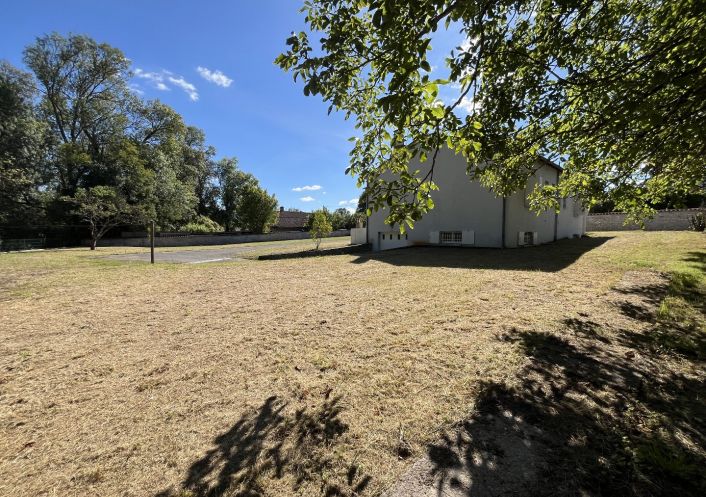 location Pavillon Celles