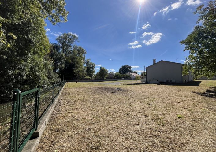 location Pavillon Celles