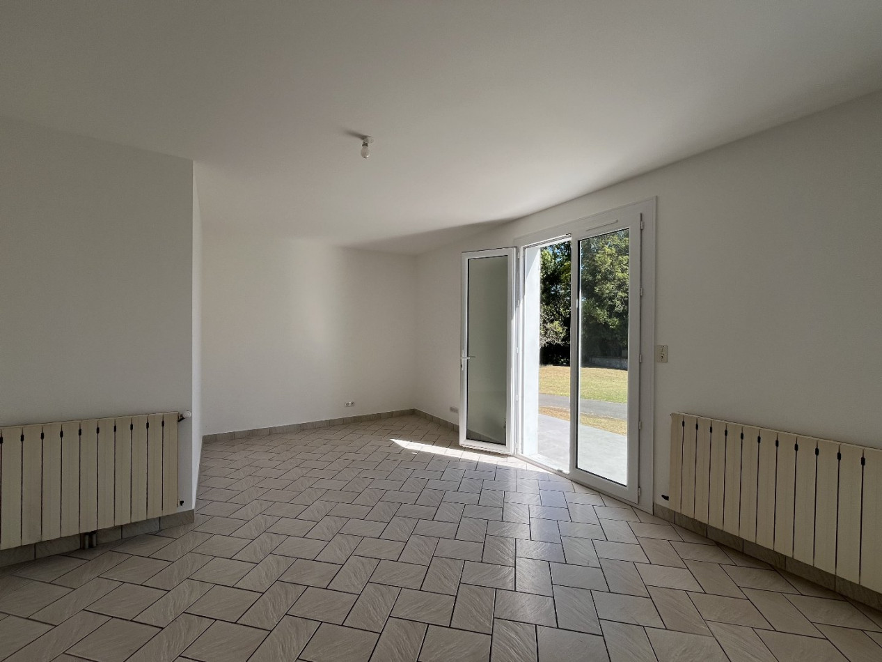 location Pavillon Celles - Photo 5