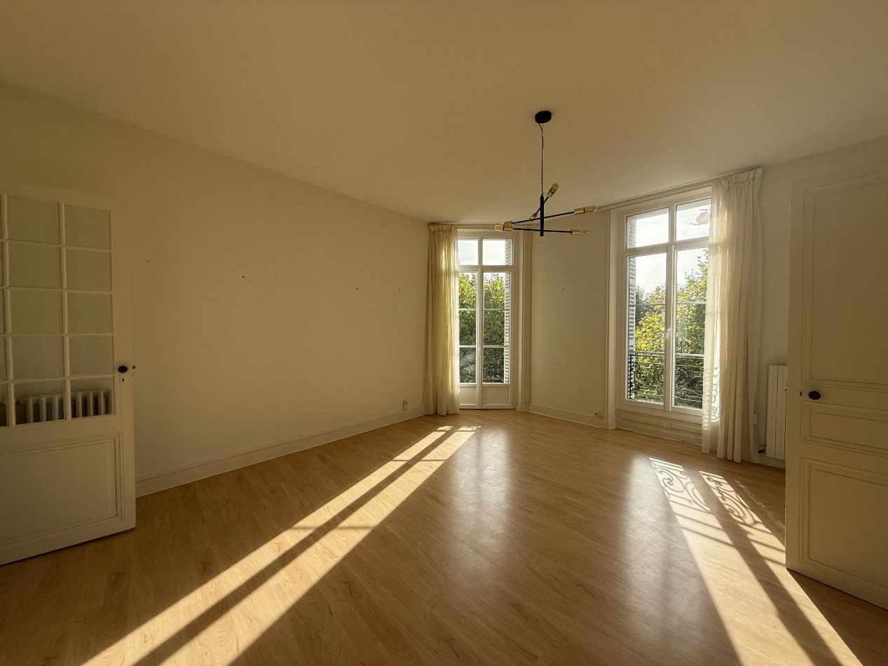 location Appartement Cognac - Photo 2