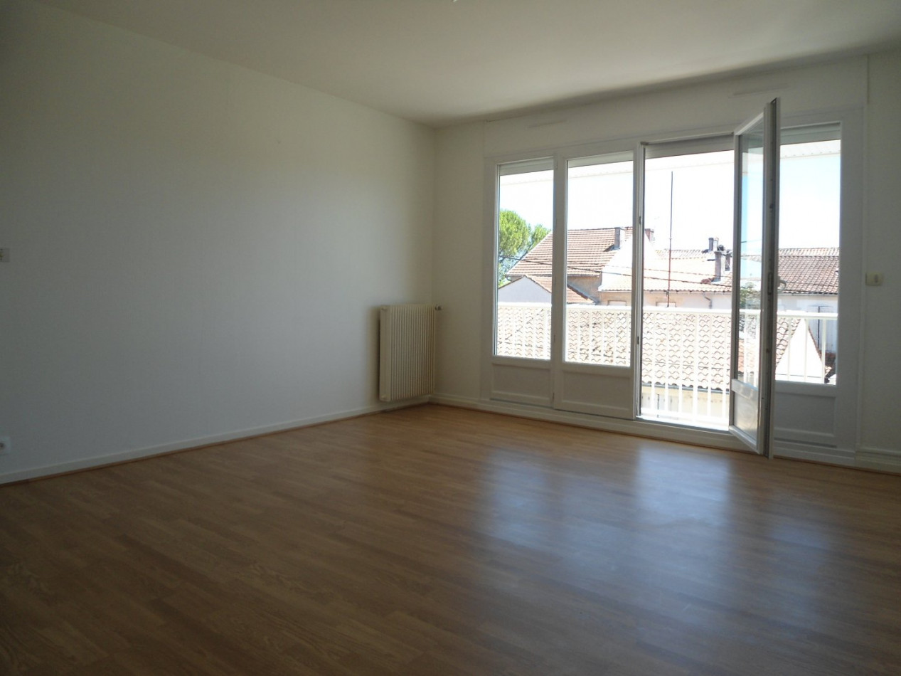 location Appartement en résidence Cognac - Photo 1