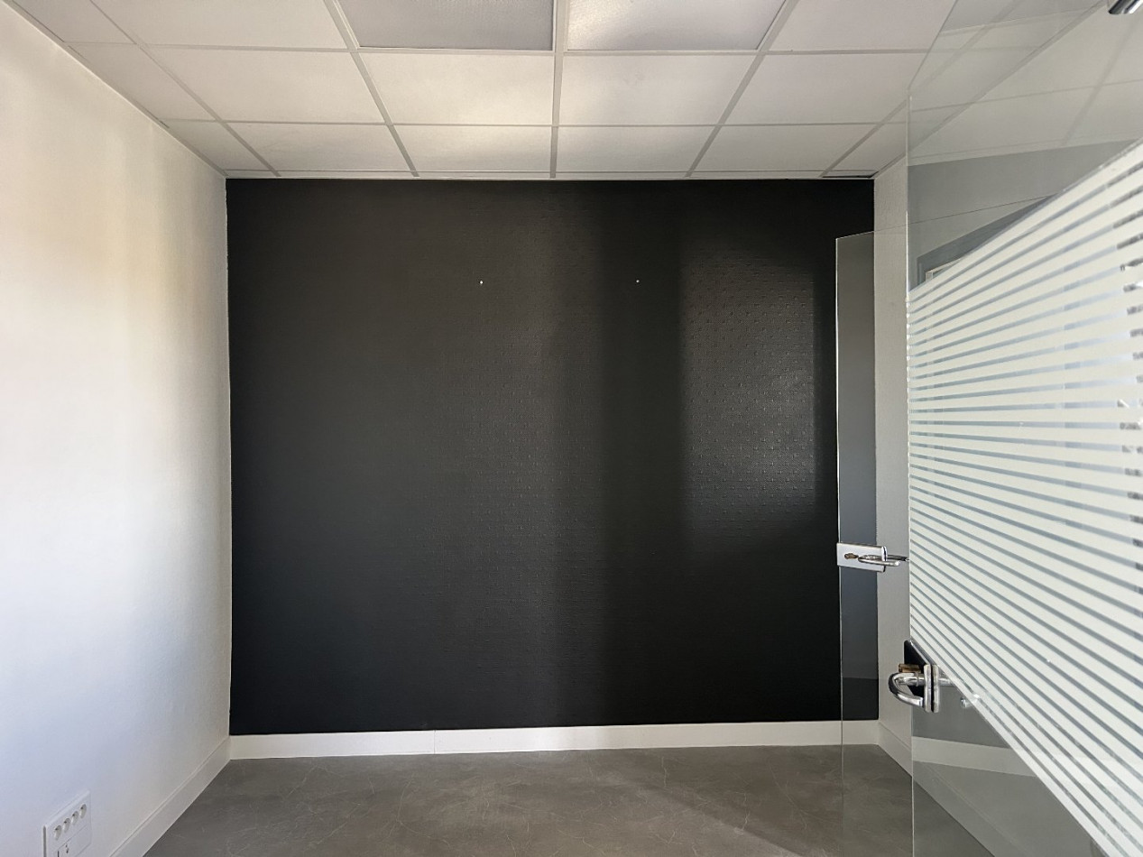 location Local commercial Chateaubernard - Photo 10