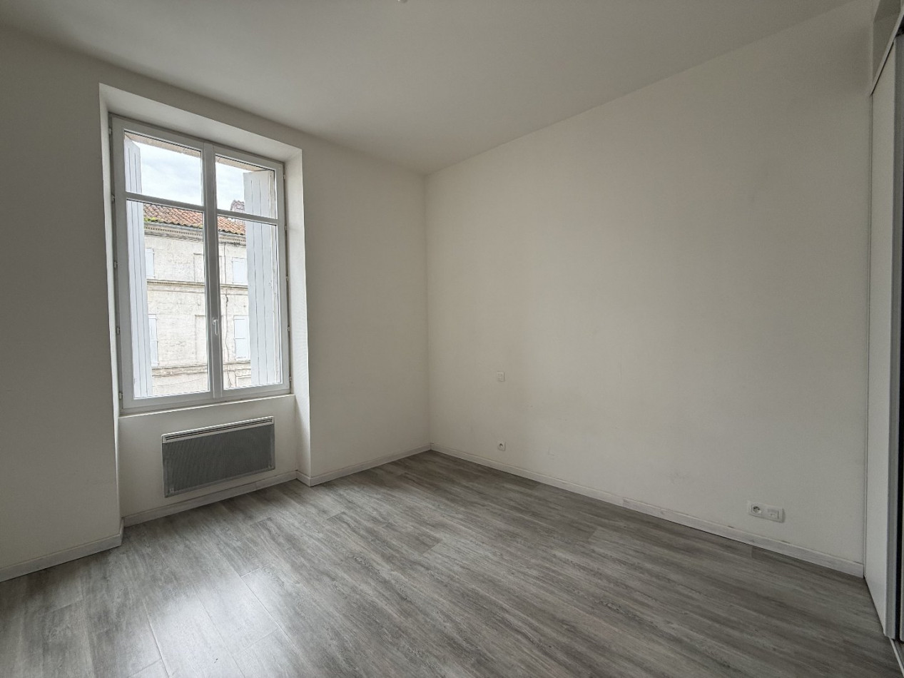 location Appartement Cognac - Photo 6