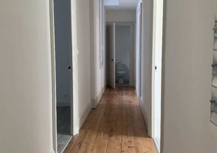 location Appartement rénové Cognac
