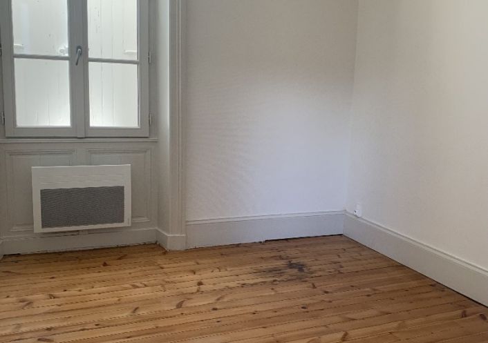 location Appartement rénové Cognac