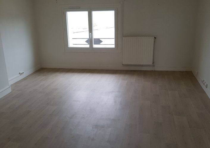 location Maison Salles D'angles