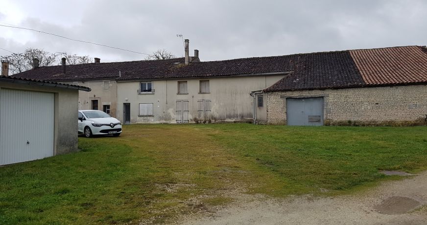 location Maison Salles D'angles
