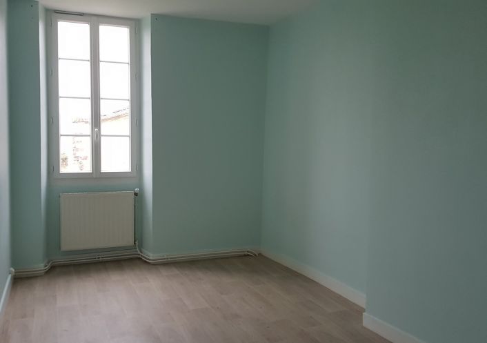 location Maison Salles D'angles