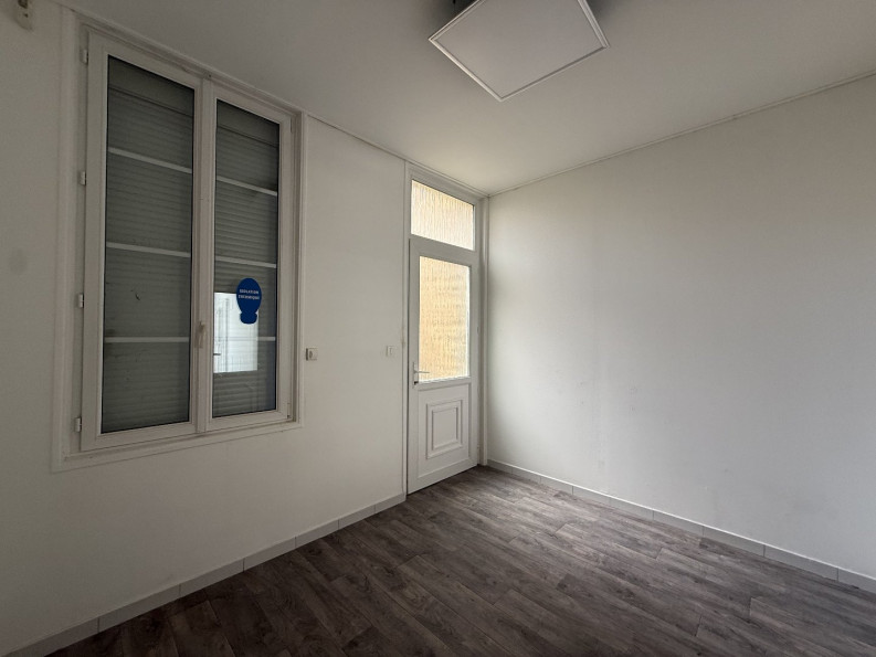 location Bureau Cognac - Photo 5