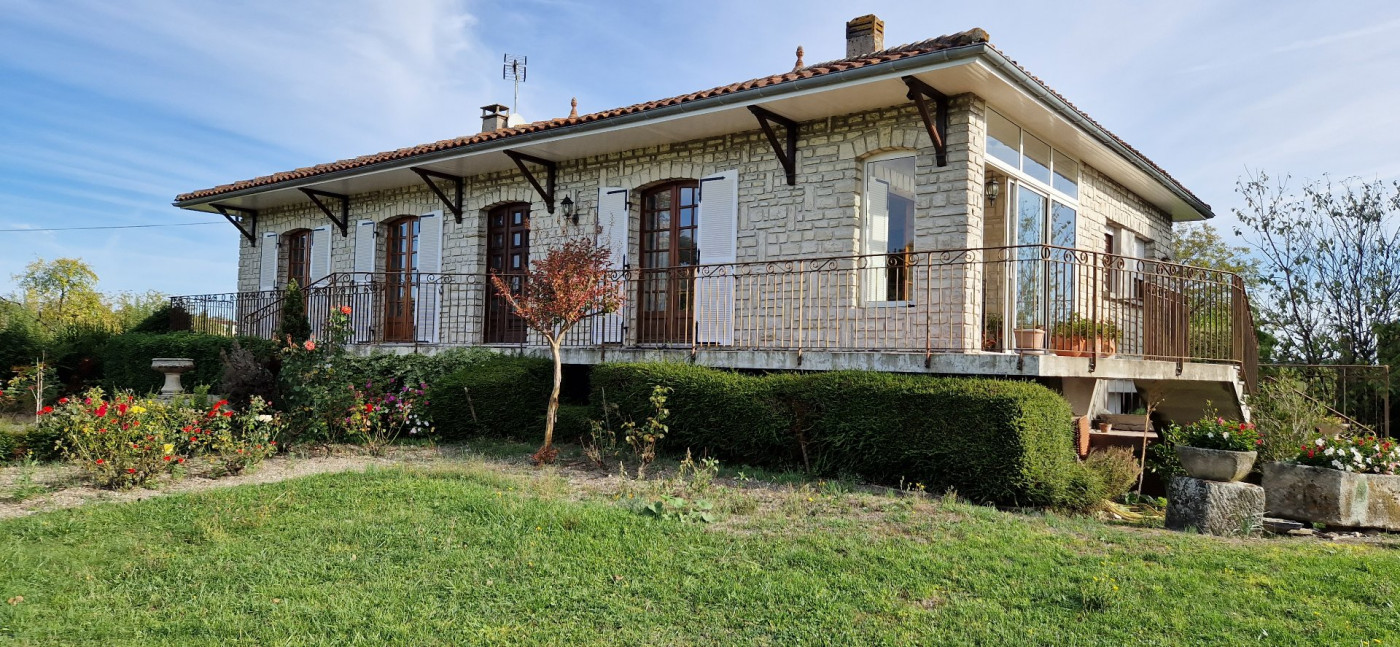 vente Maison Saint Fort Sur Le Ne - Photo 1
