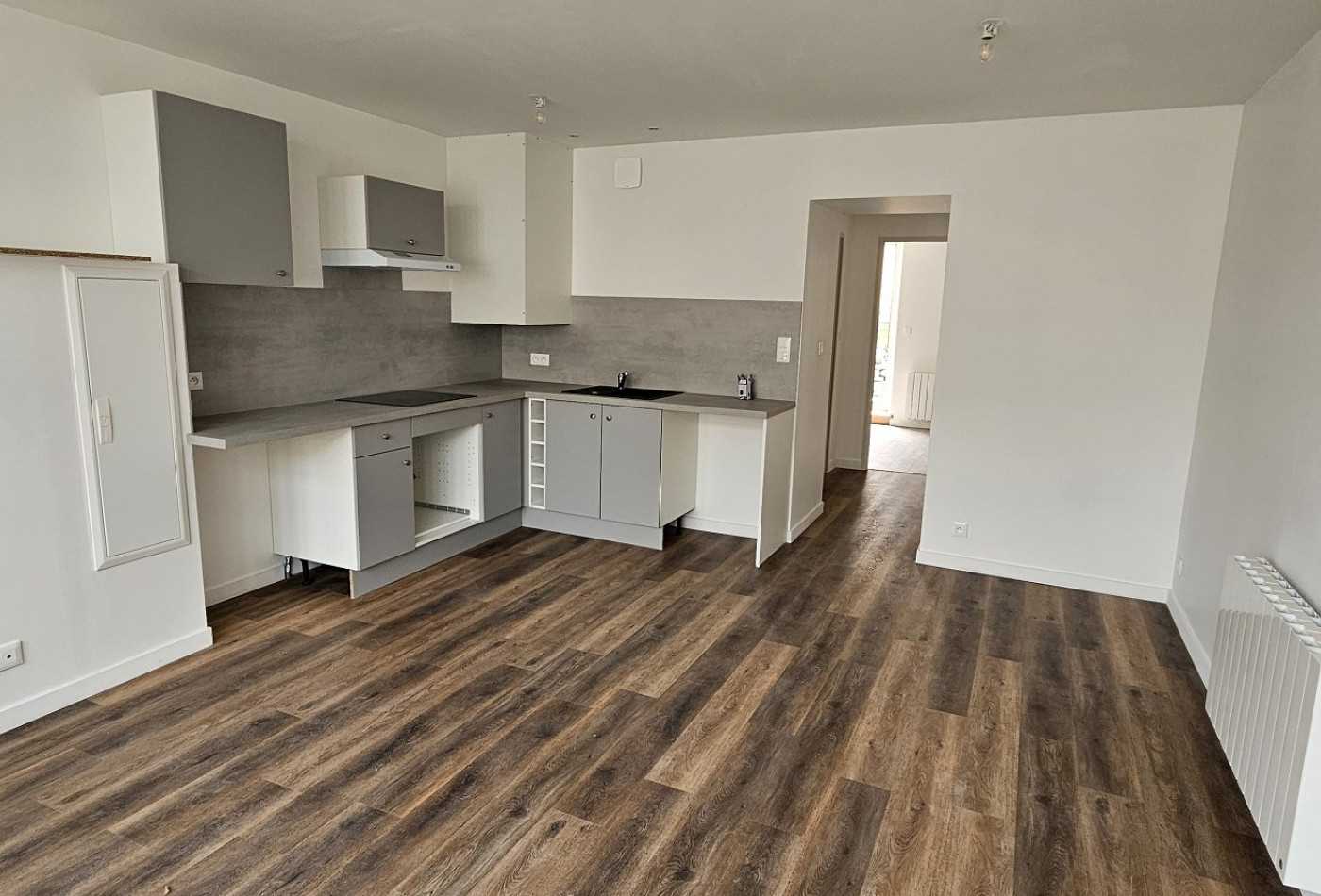 location Appartement Burie - Photo 2