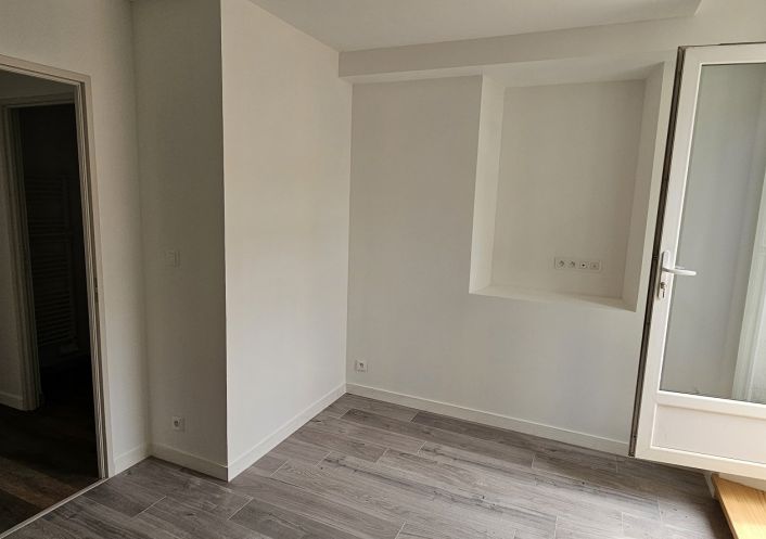 location Appartement Burie