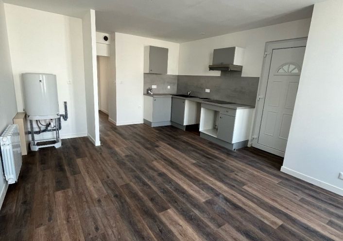 location Appartement Burie