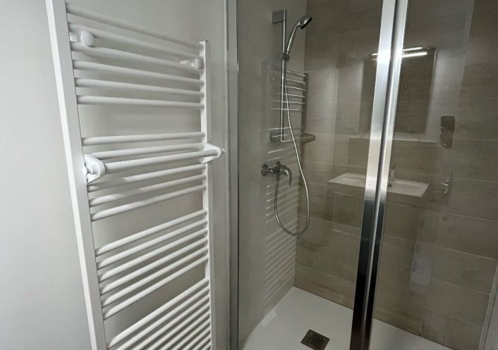 location Appartement Burie