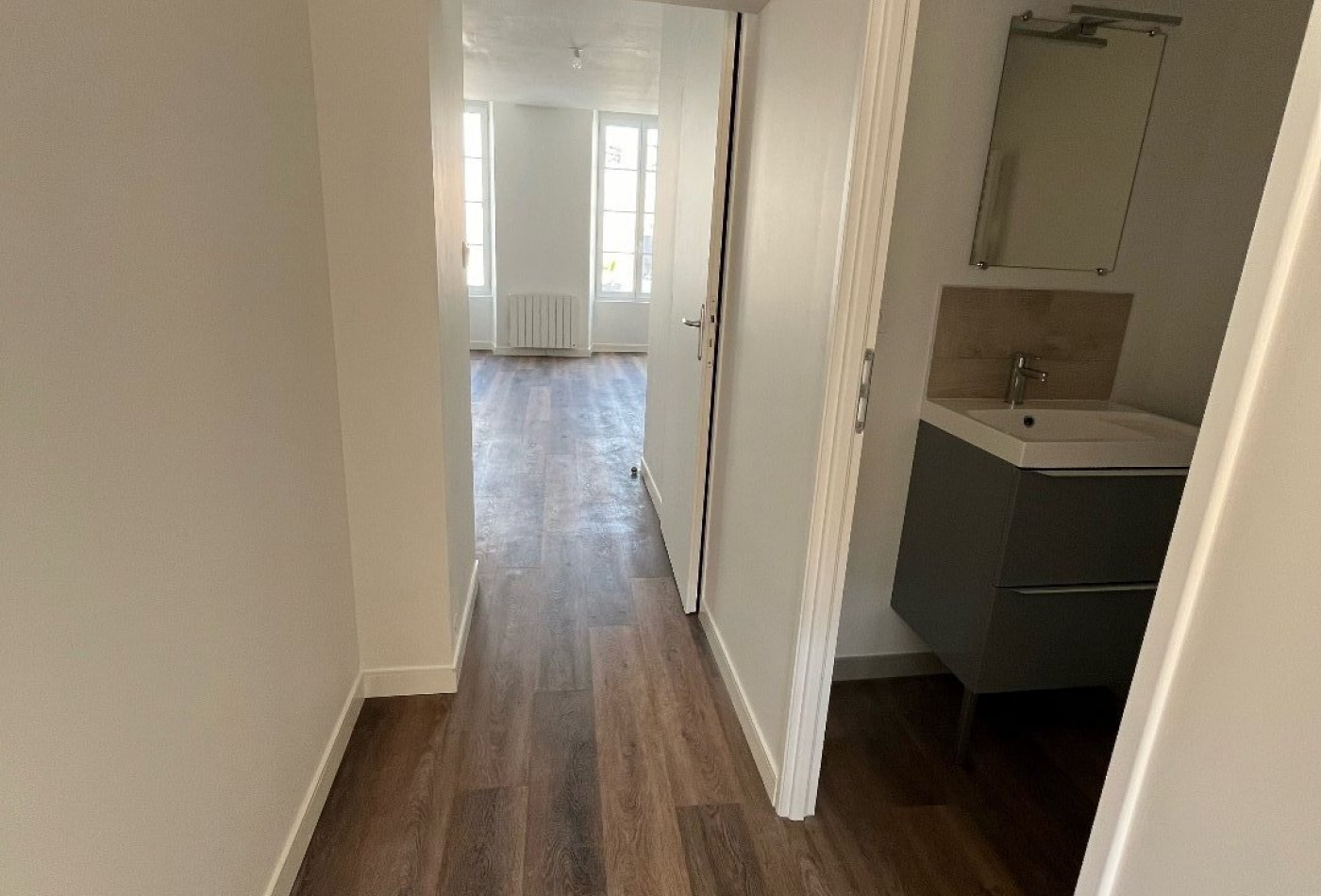 location Appartement Burie - Photo 4