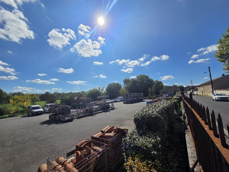 vente Ateliers et bureaux Cognac - Photo 3