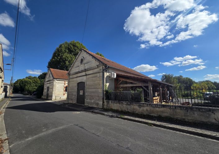 sale Ateliers et bureaux Cognac