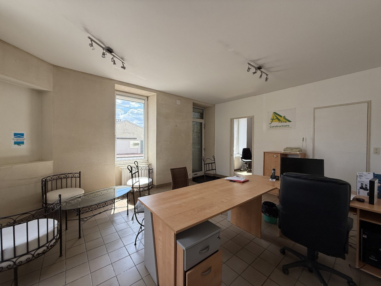 location Bureau Cognac - Photo 1