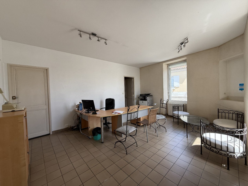 location Bureau Cognac - Photo 2