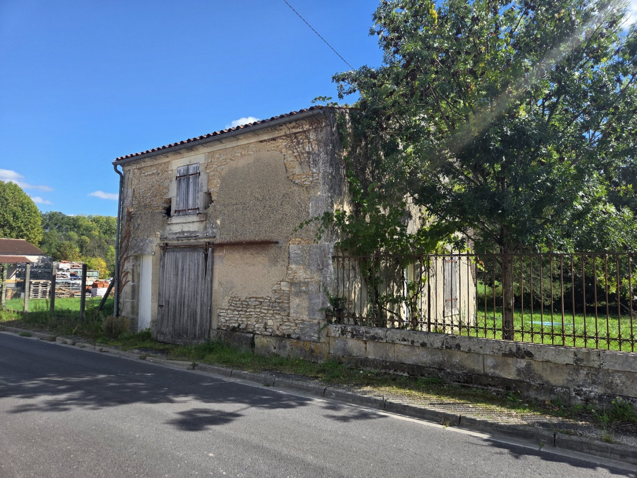 vente Bâtiment Cognac - Photo 2