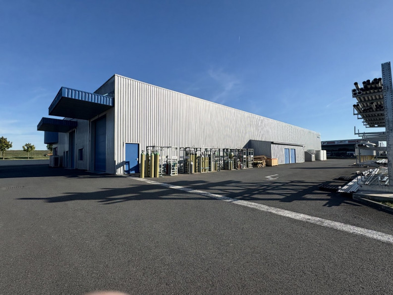 vente Bâtiment Salles D'angles - Photo 3