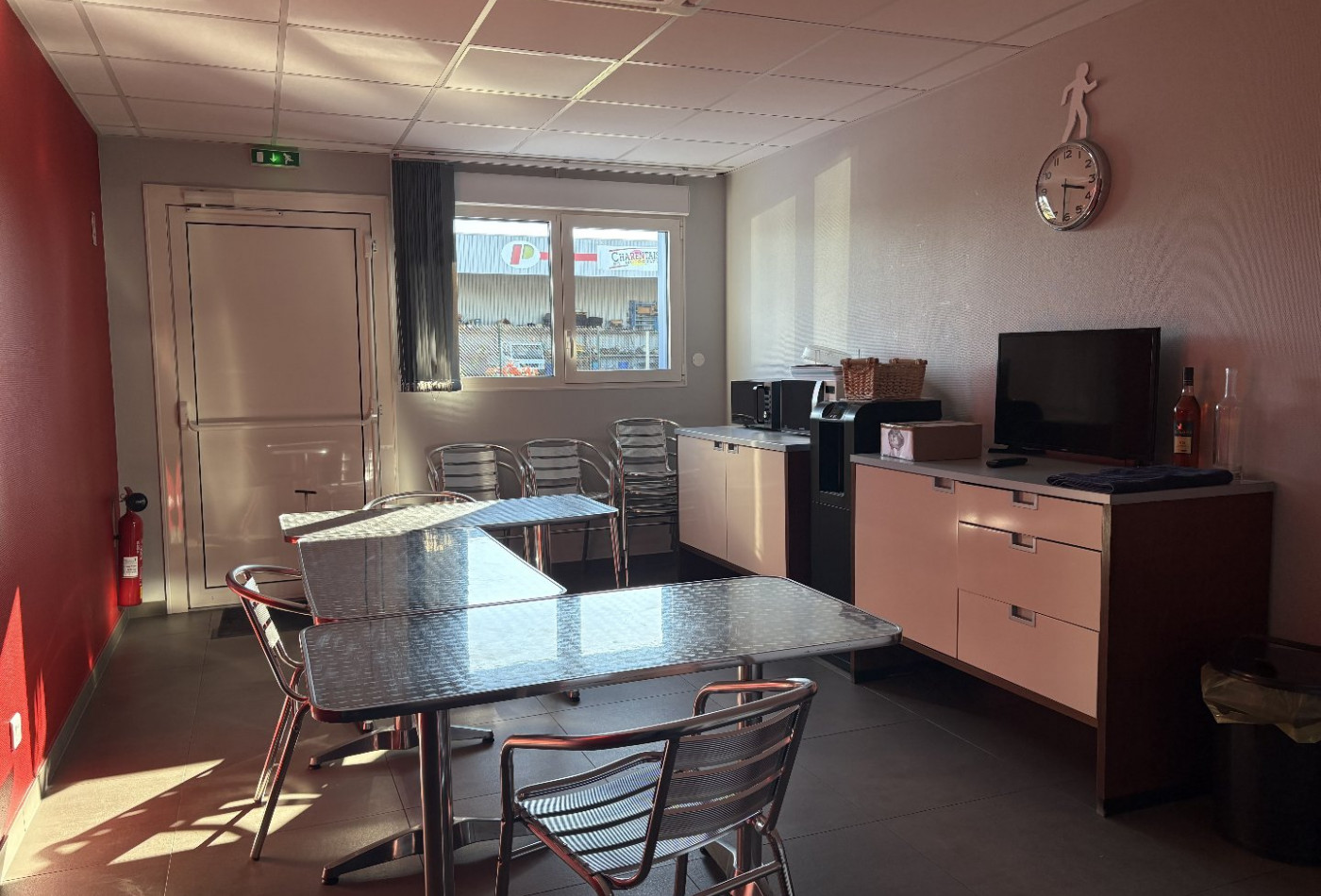 vente Bâtiment Salles D'angles - Photo 9