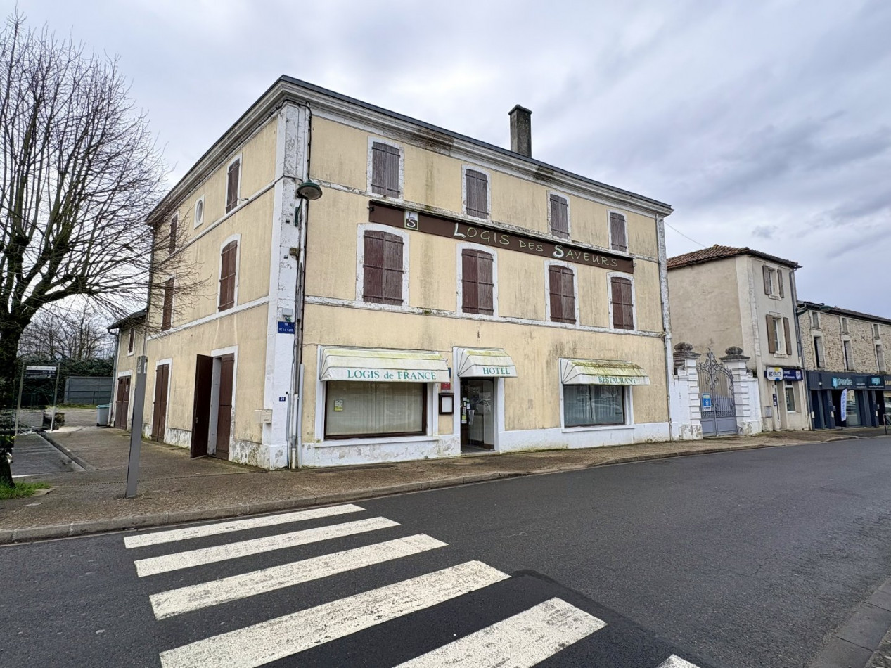 vente Immeuble Chasseneuil Sur Bonnieure - Photo 2