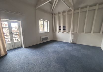 location Local commercial Cognac