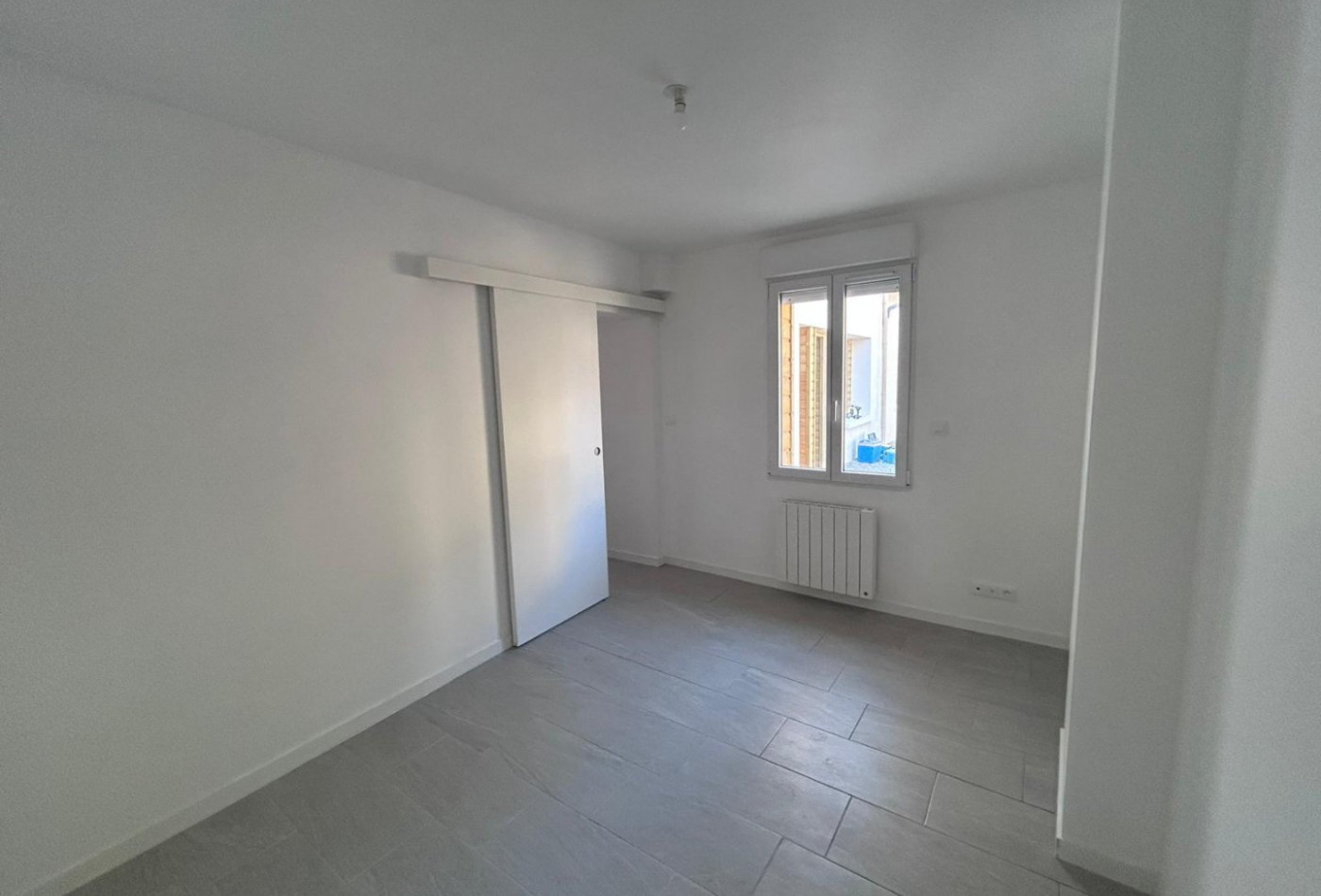 location Appartement Burie - Photo 7