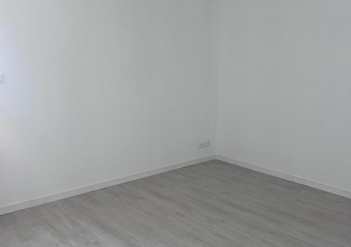 location Appartement Burie