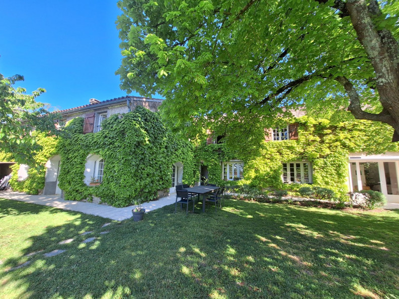 vente Maison Chateaubernard - Photo 2