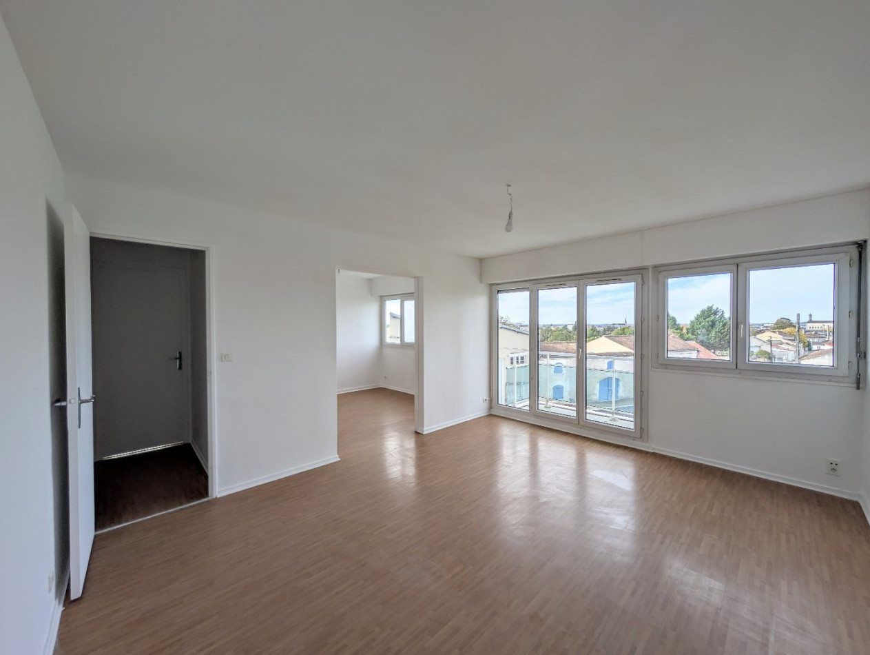location Appartement Cognac - Photo 1