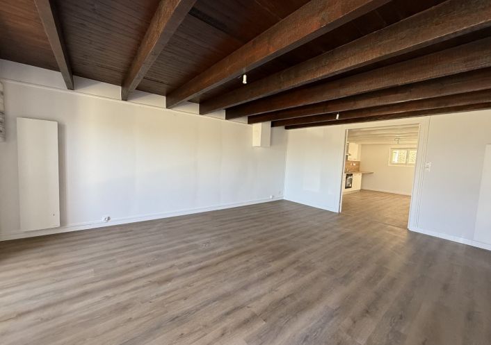 location Maison Salles D'angles