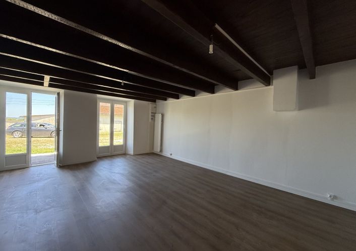 location Maison Salles D'angles
