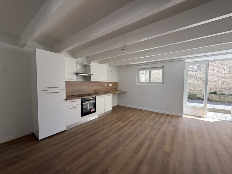 location Maison Salles D'angles - Photo 1