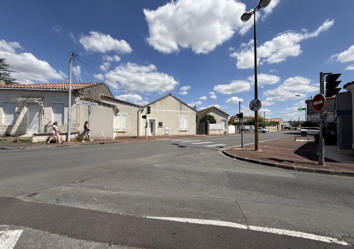 location Bureau Cognac