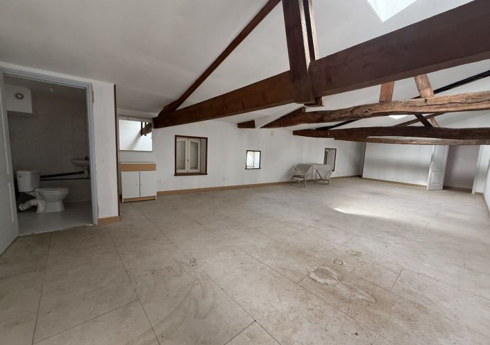 location Ateliers et bureaux Louzac Saint Andre