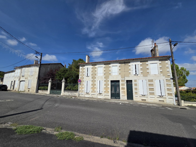vente Maison Barbezieux Saint Hilaire - Photo 3