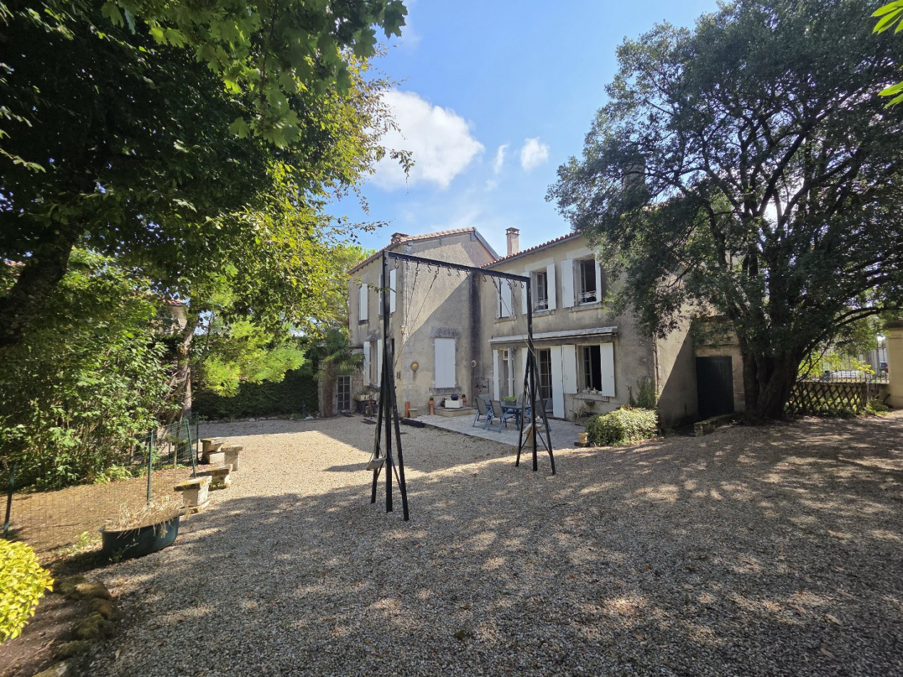 vente Maison Barbezieux Saint Hilaire - Photo 1