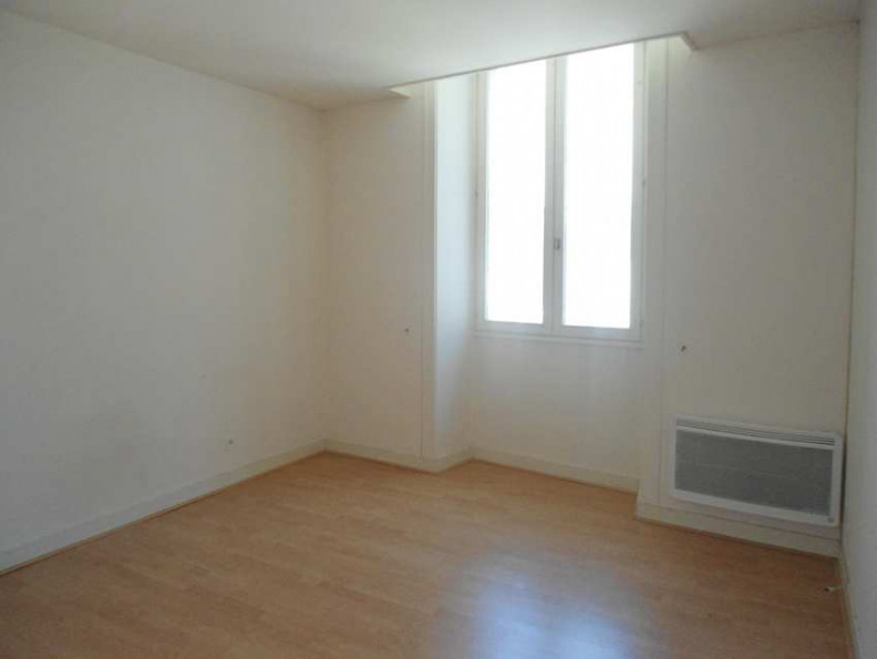 location Appartement Cognac - Photo 3