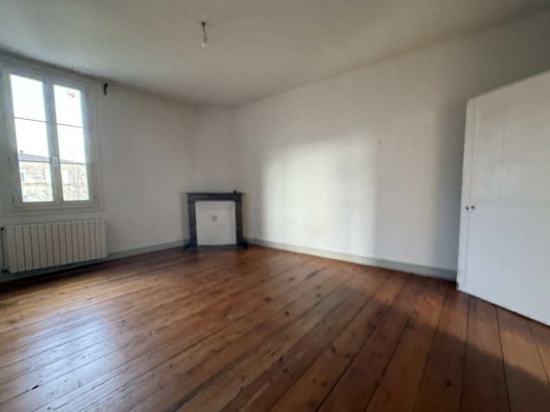 location Appartement rénové Cognac - Photo 1