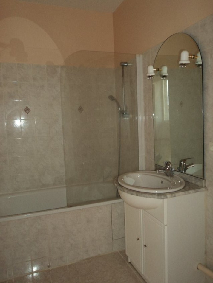 location Appartement Cognac - Photo 6