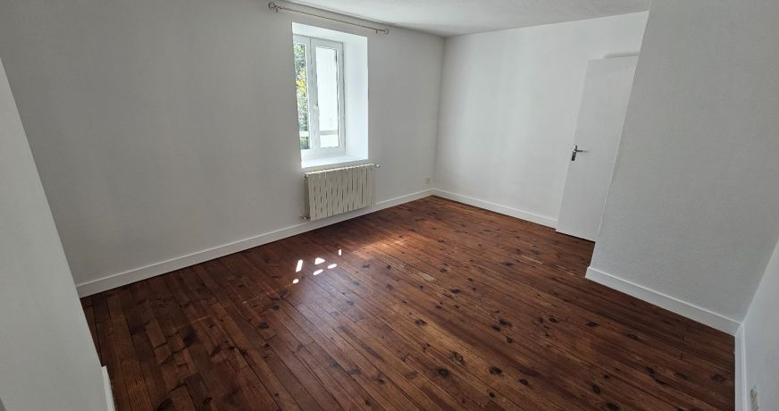 location Maison de campagne Saint Laurent De Cognac