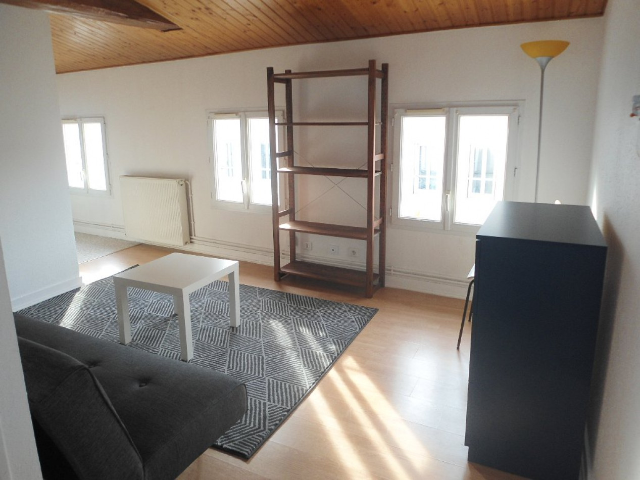location Appartement Cognac - Photo 2