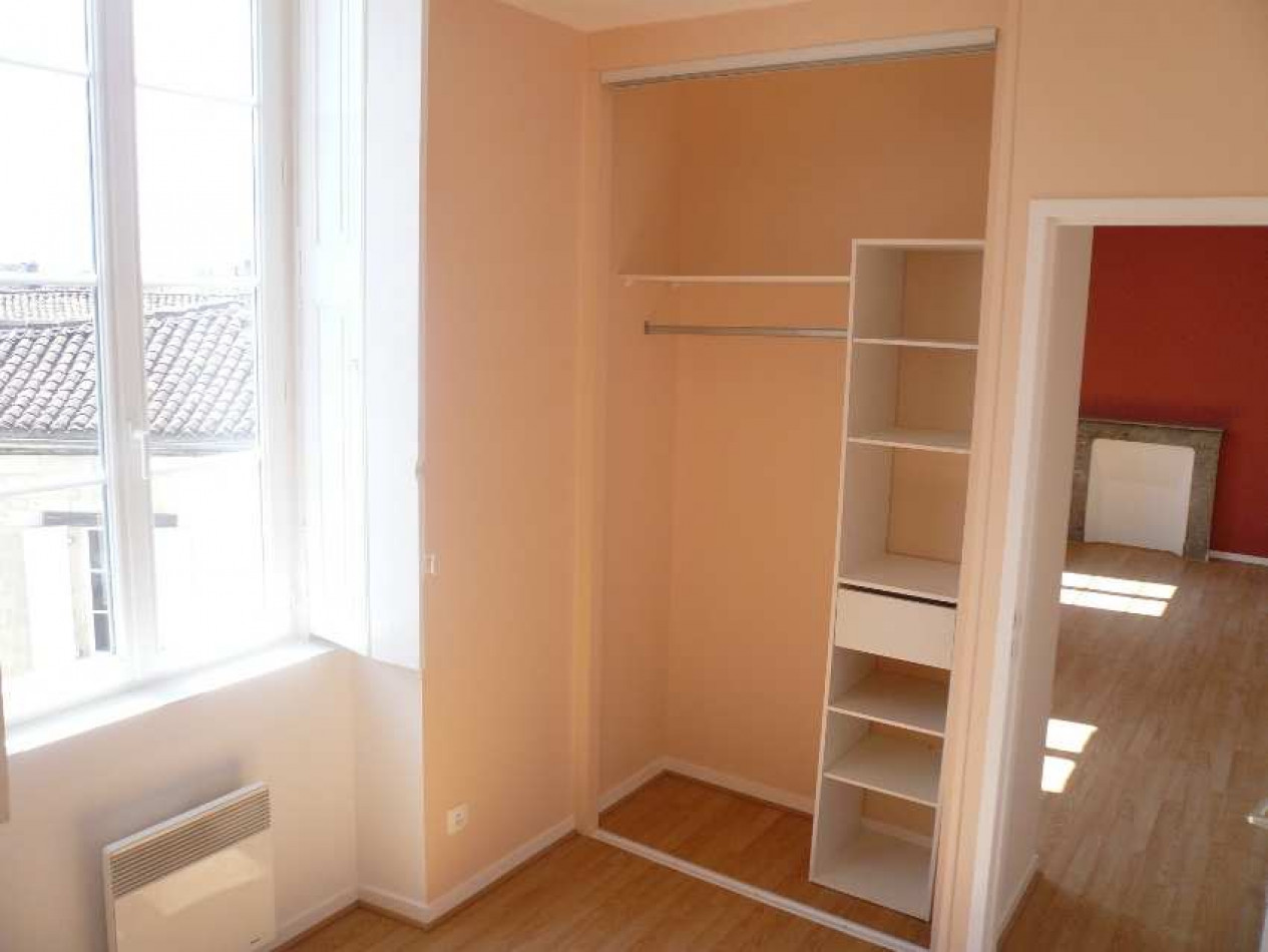 location Appartement Cognac - Photo 4